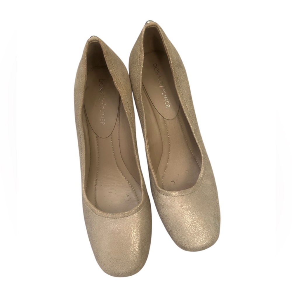 Donald Pliner Heels size 7.5